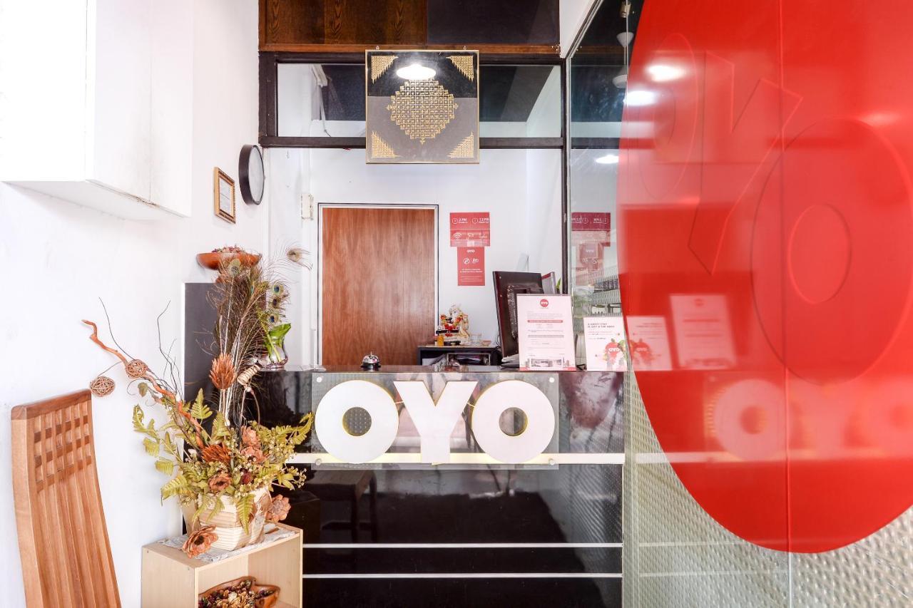 Oyo 90429 Hotel Narasindo Kuala Lumpur Extérieur photo