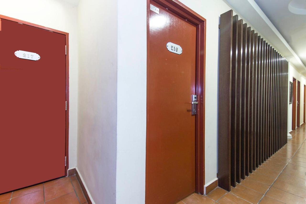 Oyo 90429 Hotel Narasindo Kuala Lumpur Extérieur photo