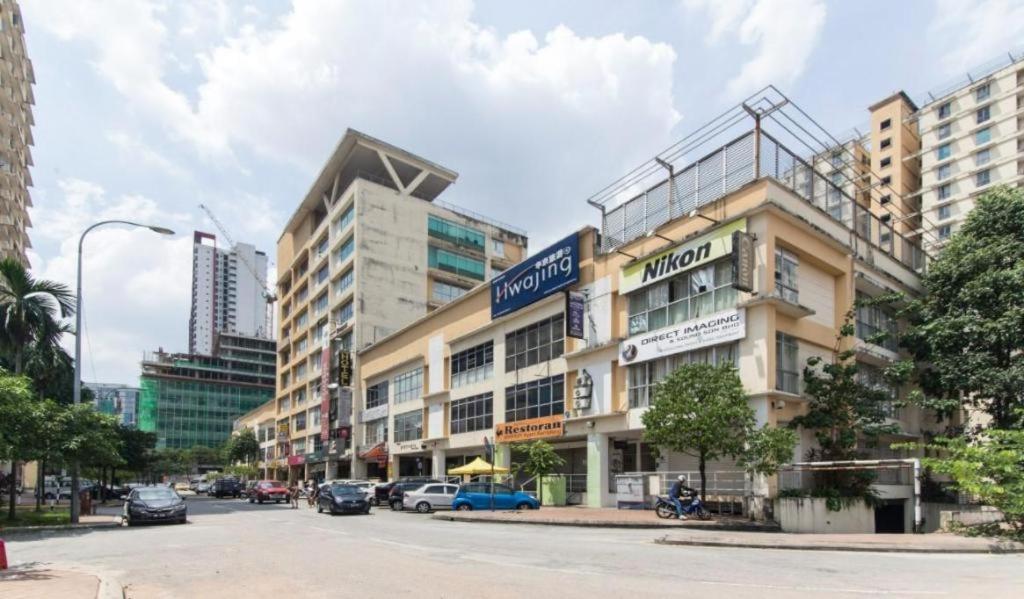 Oyo 90429 Hotel Narasindo Kuala Lumpur Extérieur photo