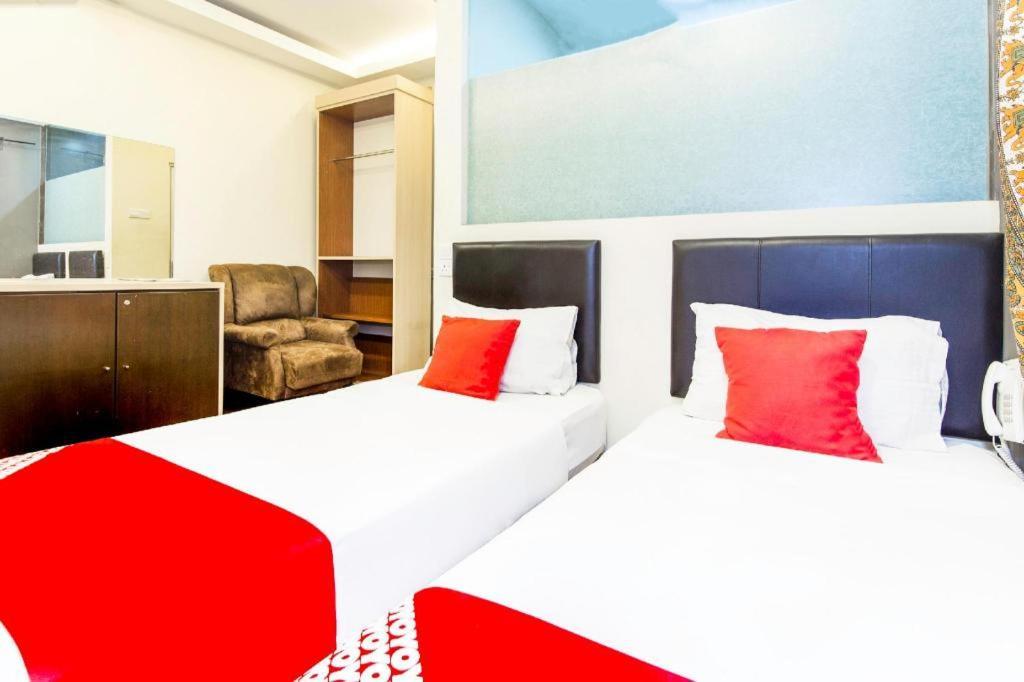 Oyo 90429 Hotel Narasindo Kuala Lumpur Extérieur photo